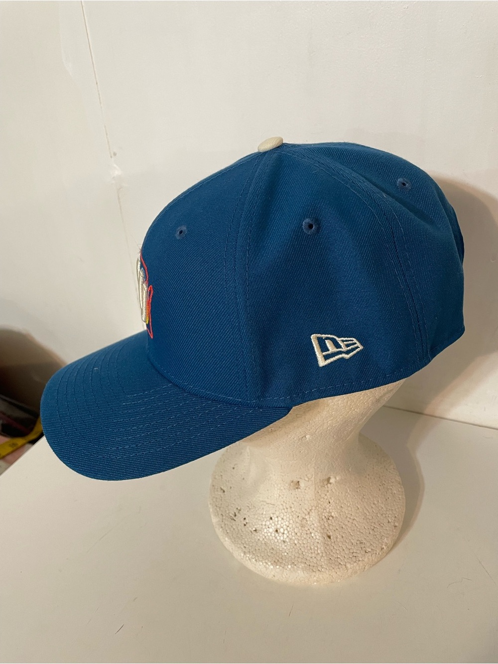 Milwaukee Brewers Hats - Picture 3 of 11